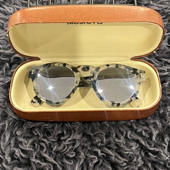 Illesteva Leonard Sunglasses, White Tortoise/Silver Mirror - Picture 1 of 6